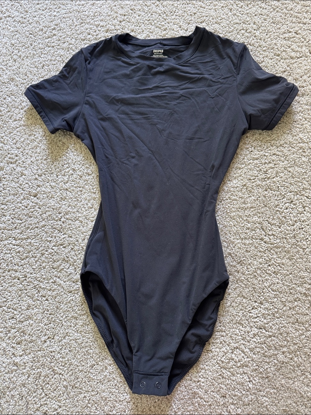 SKIMS Black Tshirt Bodysuit XXS